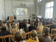 Beseda se Sarah Ouředníčkovou o možnostech studia v zahraničí
